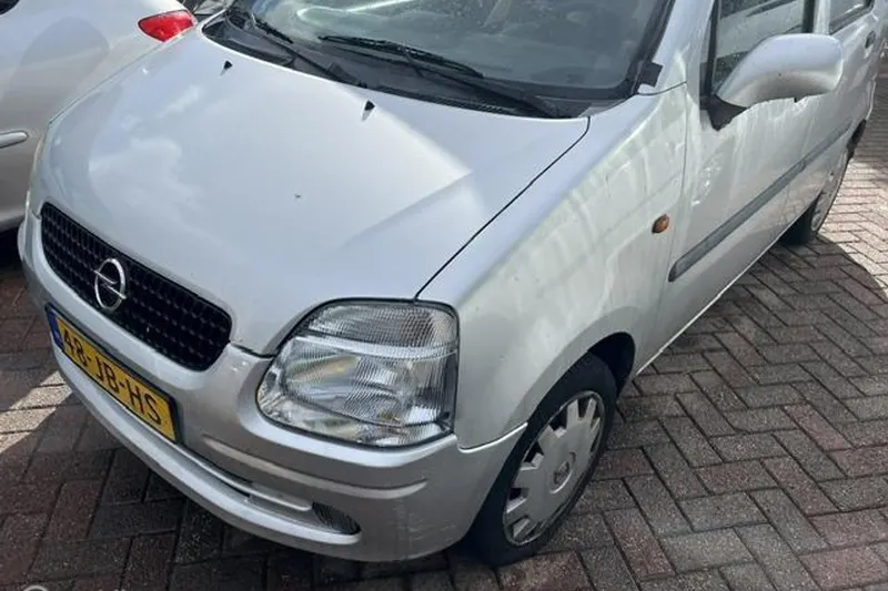 Opel Agila (2002)