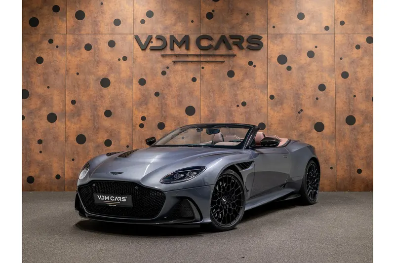 Aston Martin DBS (2023)