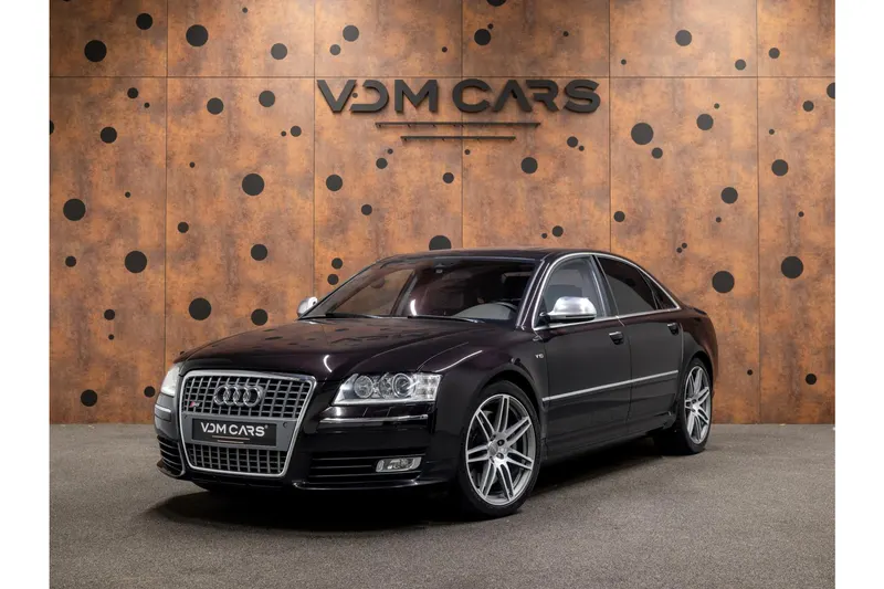 Audi S8 (2007)