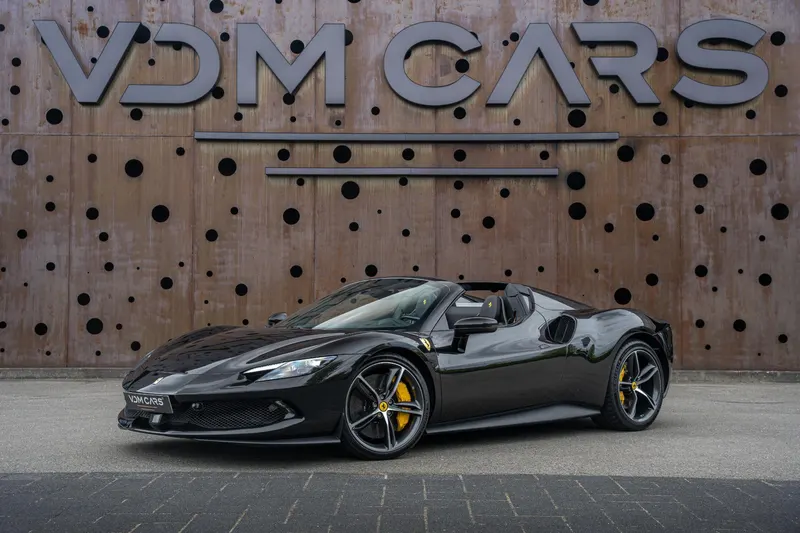 Ferrari 296 GTS (2025)