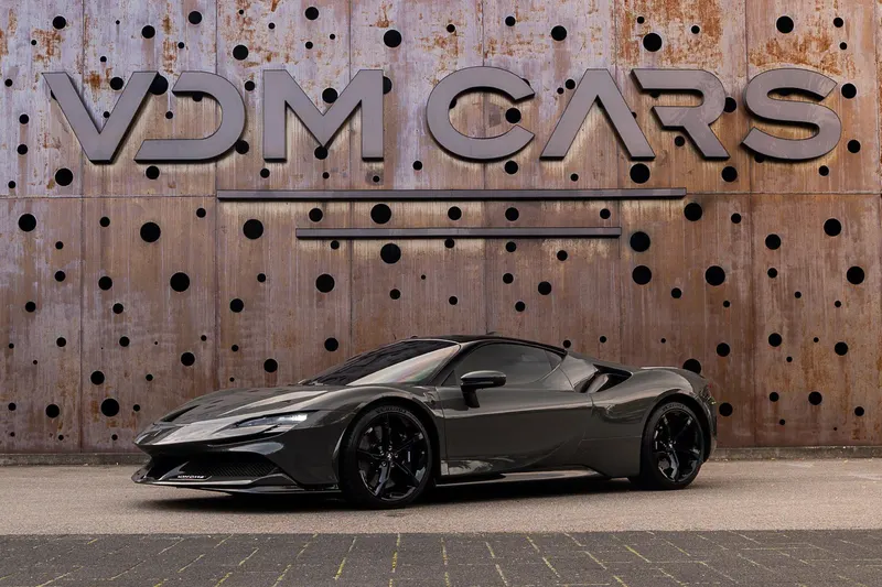 Ferrari SF90 Stradale (2021)