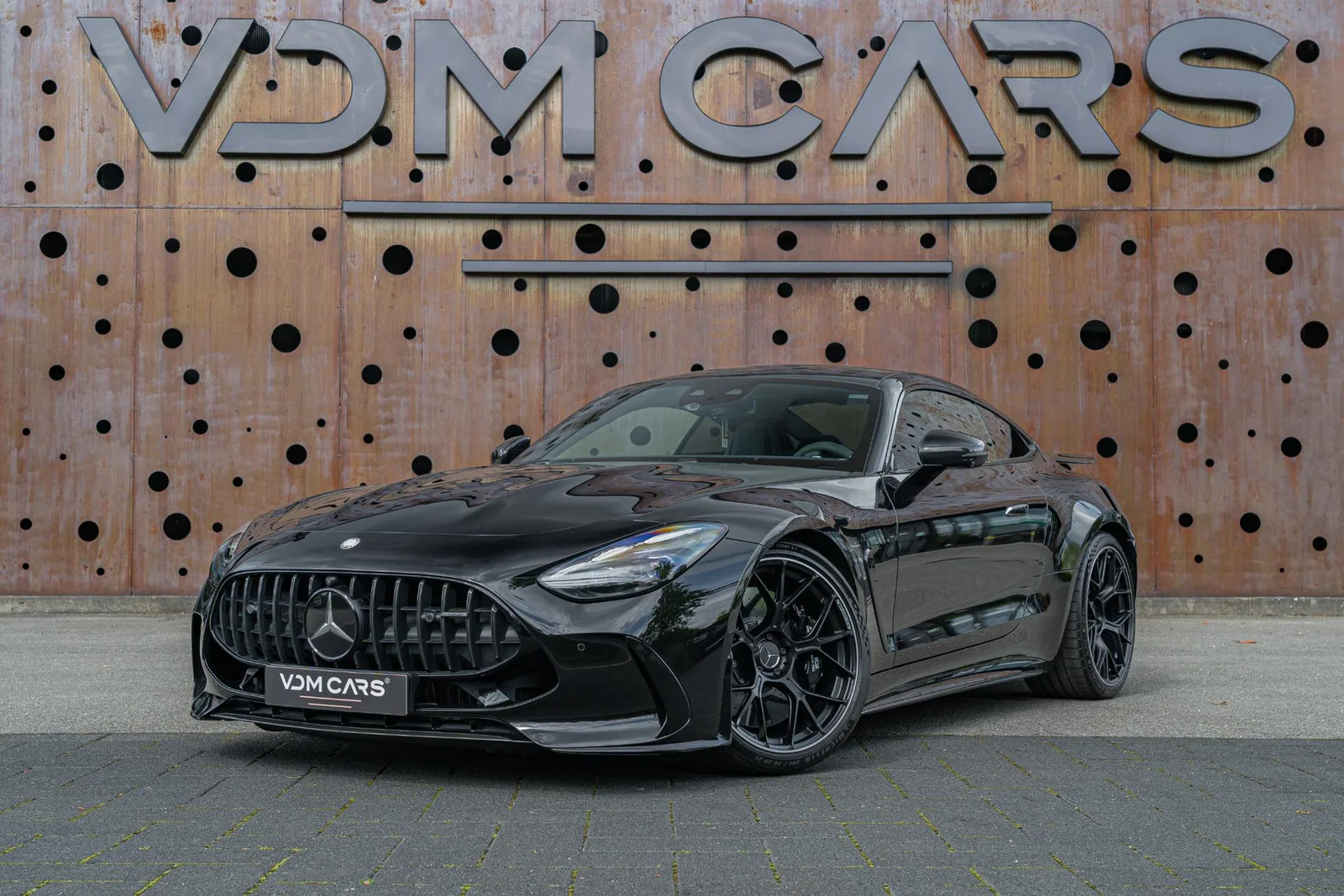Mercedes-Benz AMG GT (2024) — foto 1