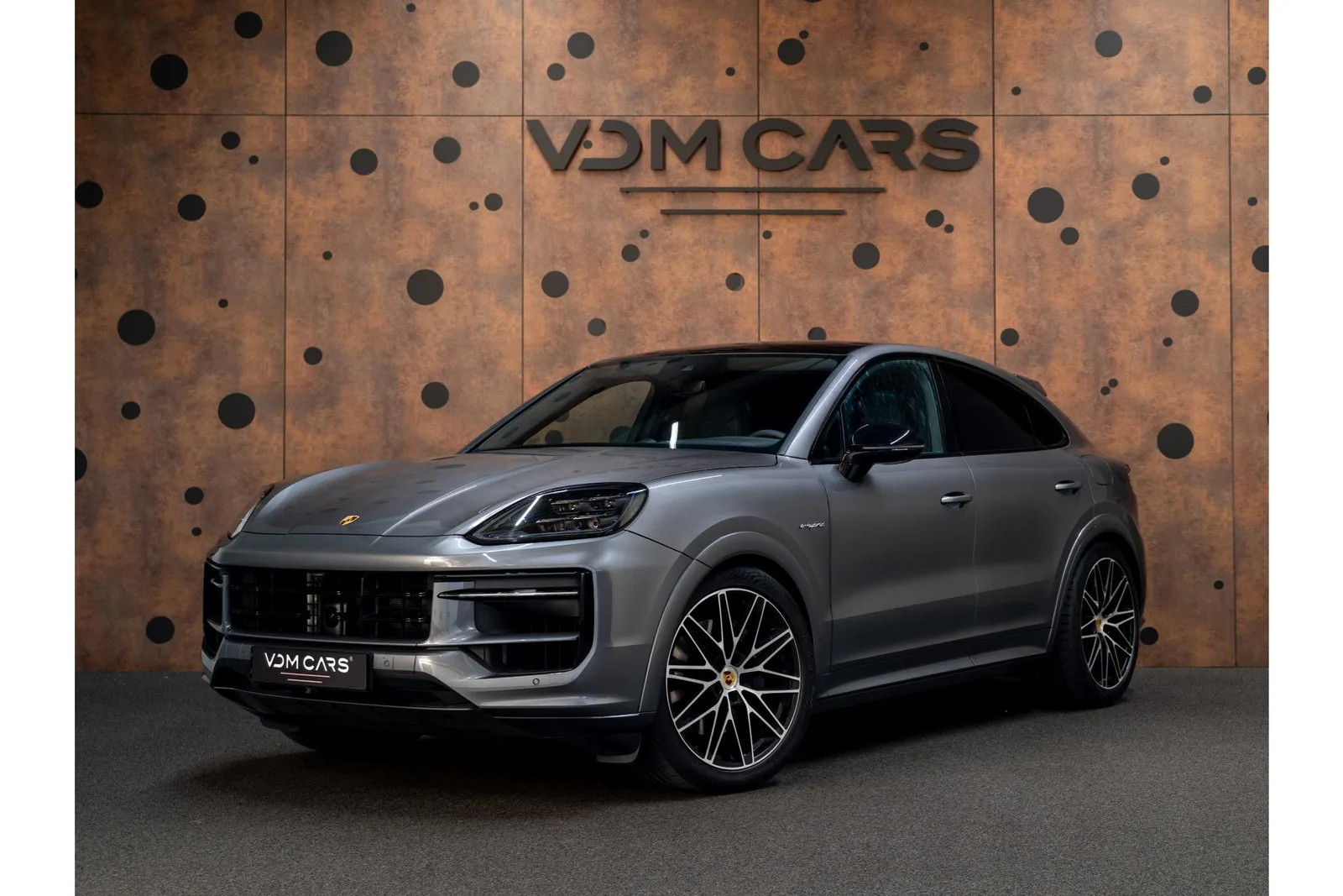 Porsche Cayenne (2024) — foto 1