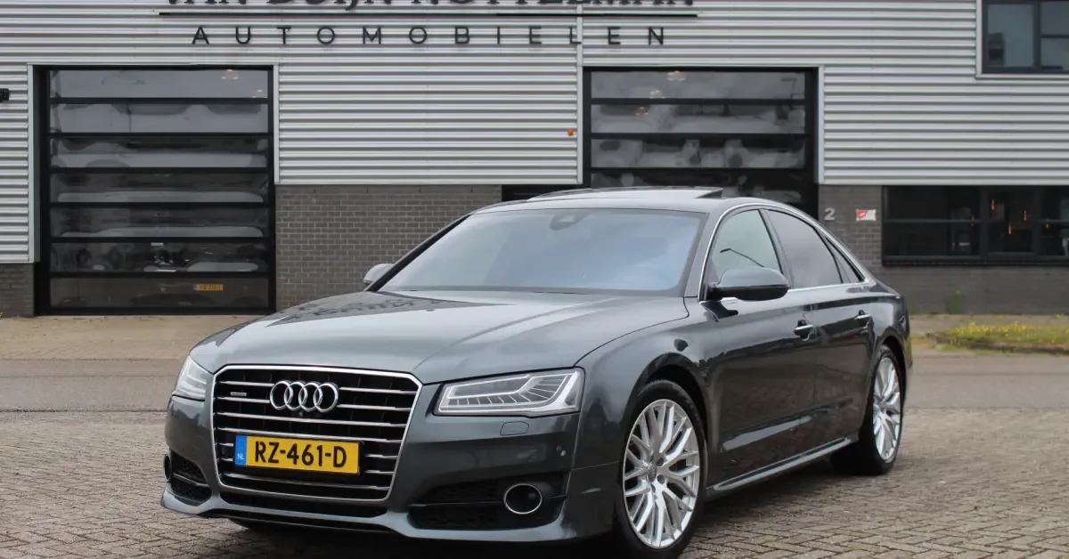 Audi A8 (2016) — foto 1