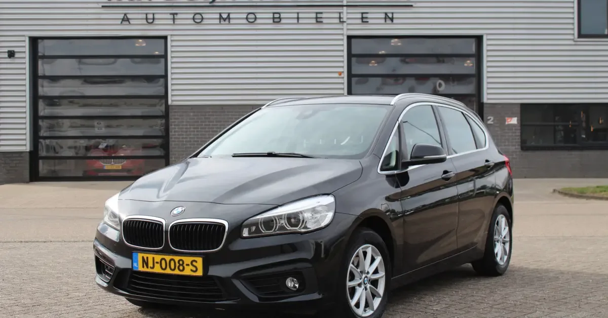 BMW 2-Serie (2017) — foto 1