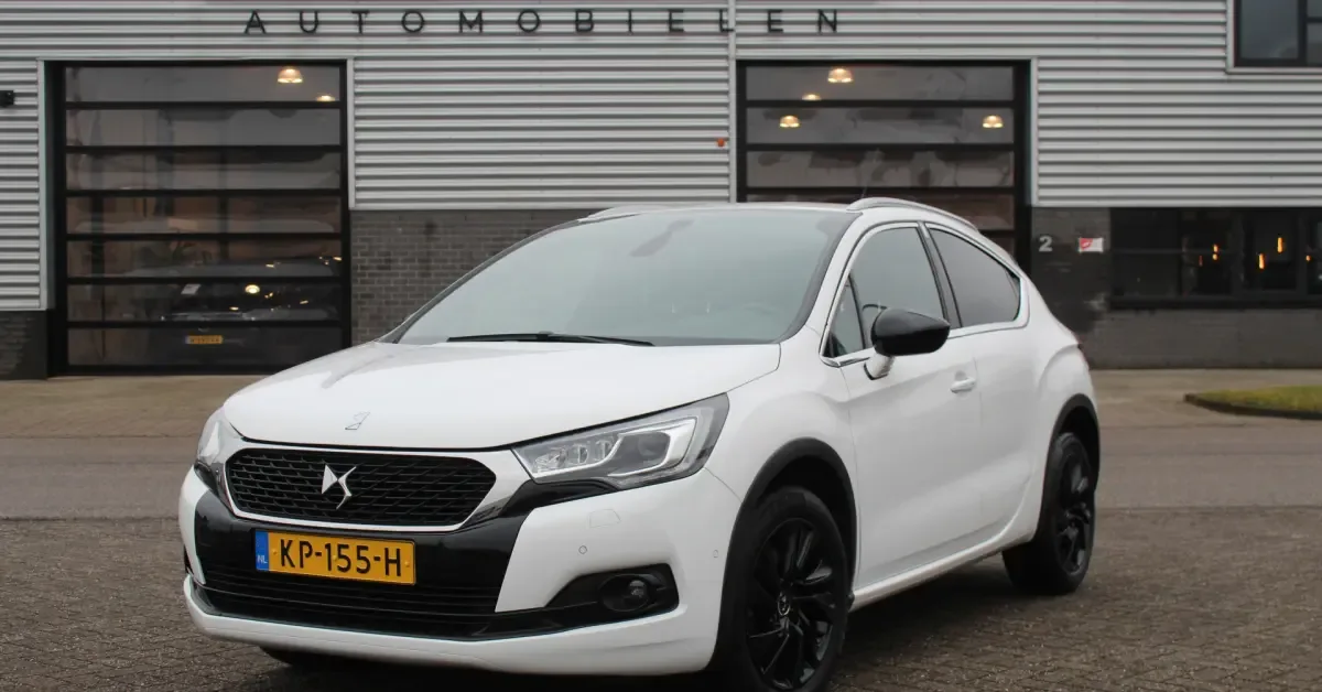 DS 4 (2016) — foto 1