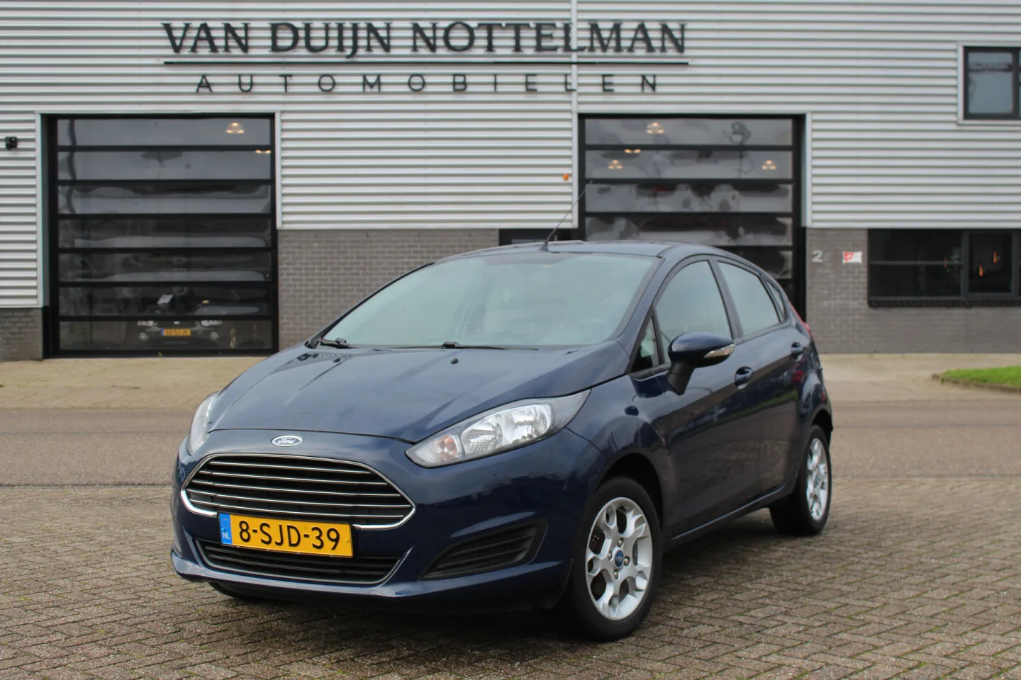Ford Fiesta (2013) — foto 1