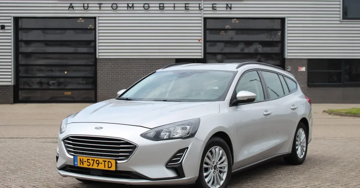 Ford Focus (2020) — foto 1