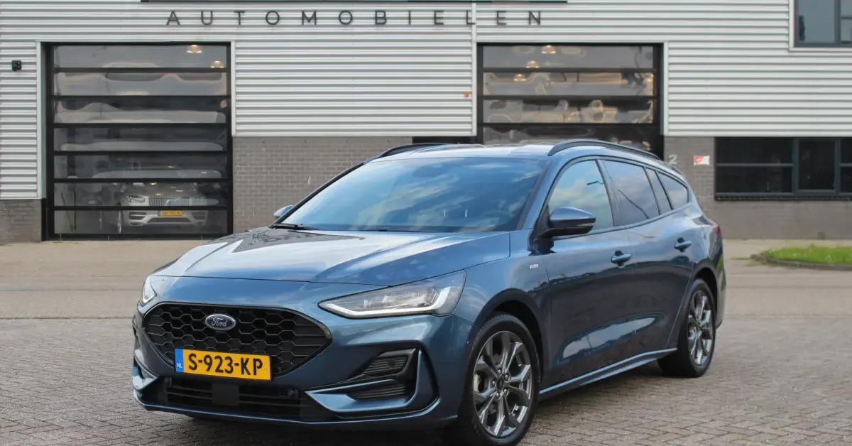 Ford Focus (2023) — foto 1