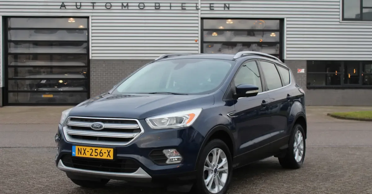 Ford Kuga (2017) — foto 1