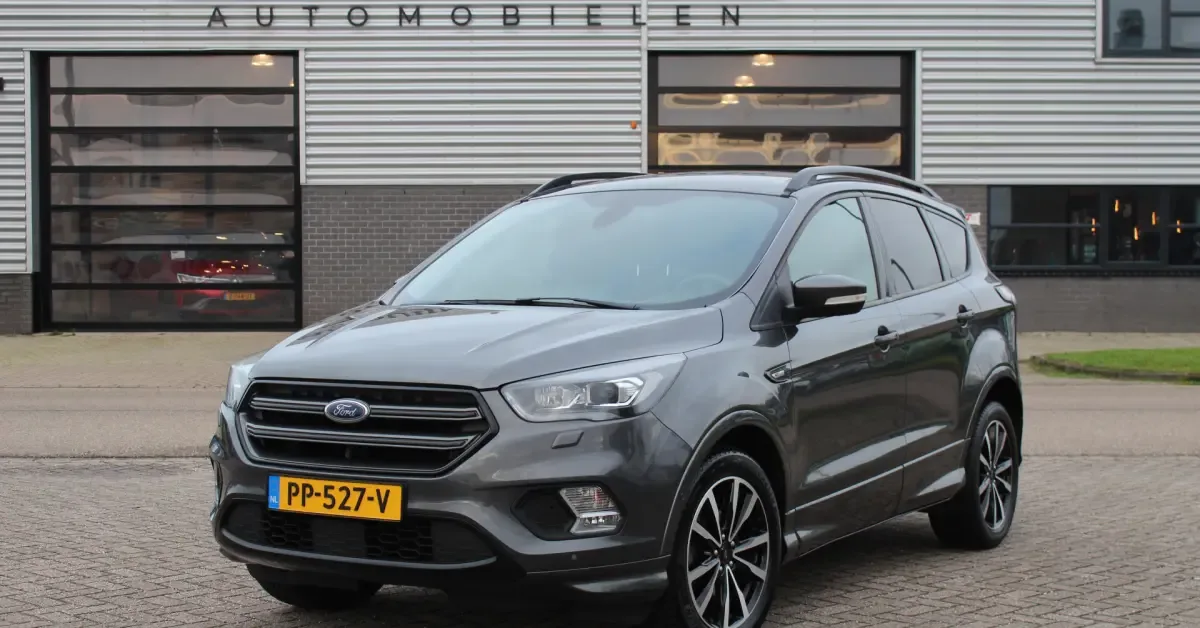 Ford Kuga (2017) — foto 1