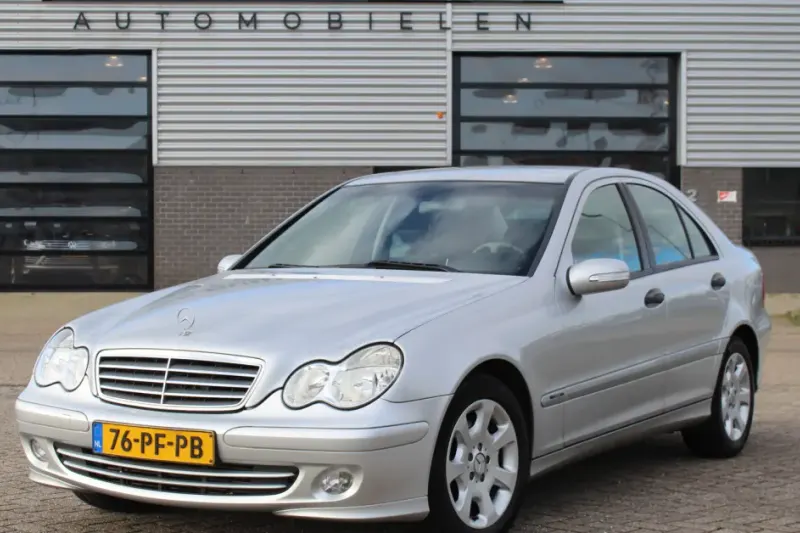 Mercedes-Benz C-Klasse (2004)