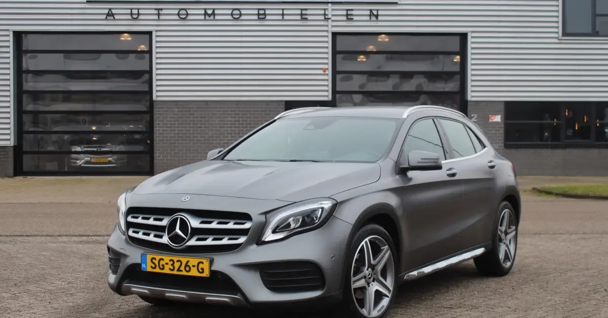 Mercedes-Benz GLA (2018) — foto 1