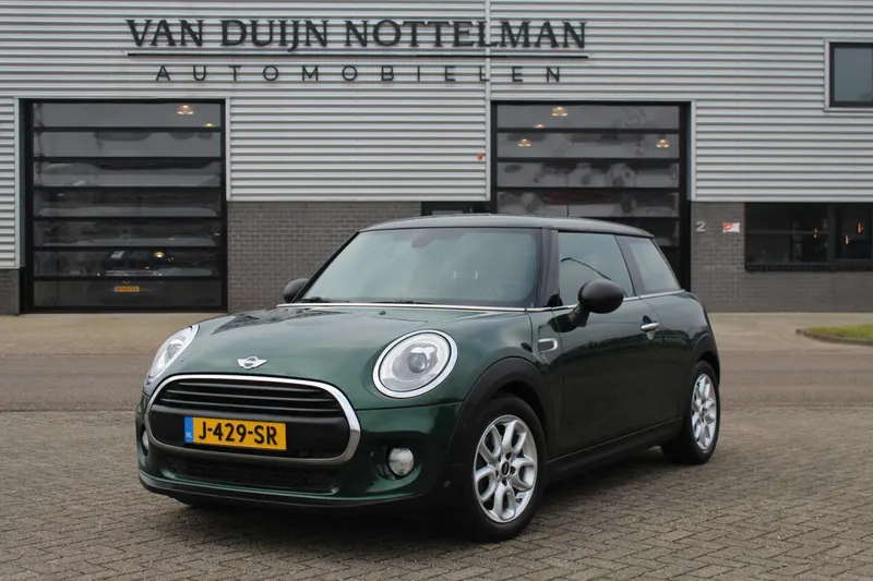 MINI One (2017)