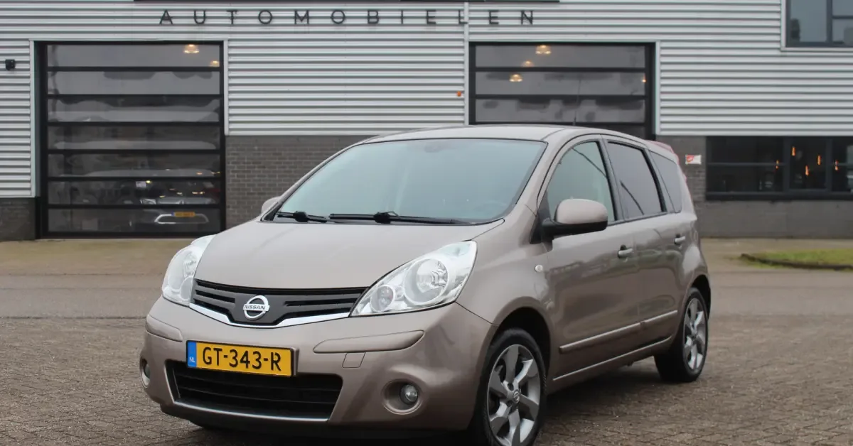 Nissan Note (2010) — foto 1
