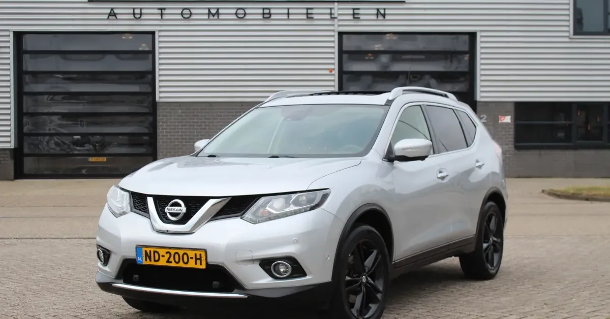 Nissan X-Trail (2017) — foto 1