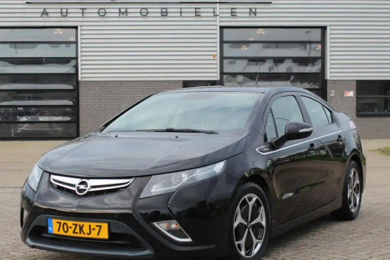 Opel Ampera (2012)