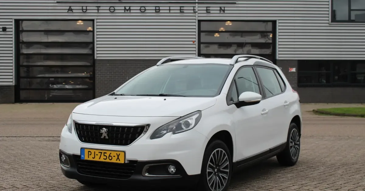 Peugeot 2008 (2017) — foto 1