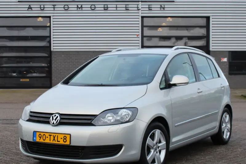 Volkswagen Golf (2012)