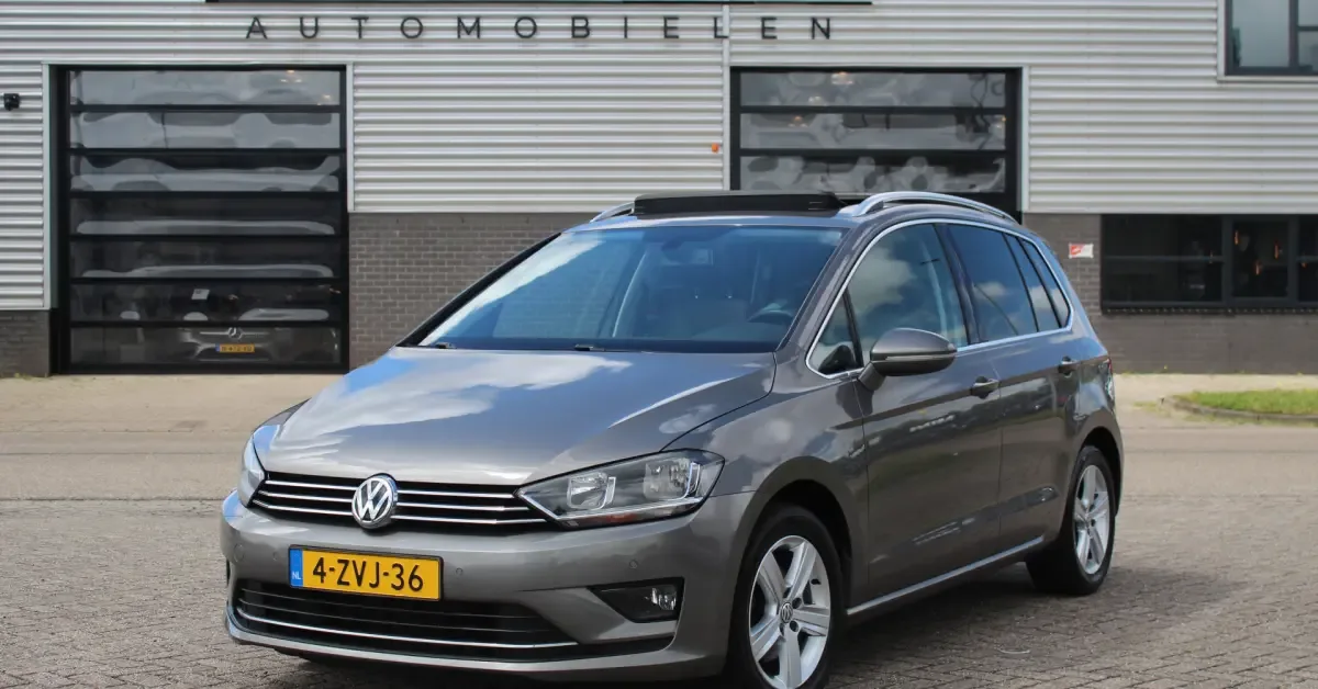 Volkswagen Golf (2015) — foto 1