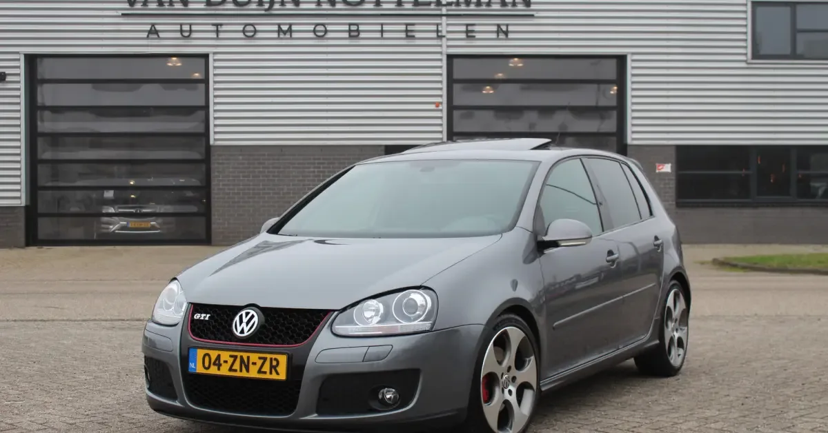 Volkswagen Golf (2008) — foto 1
