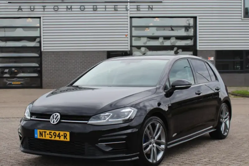 Volkswagen Golf (2017)
