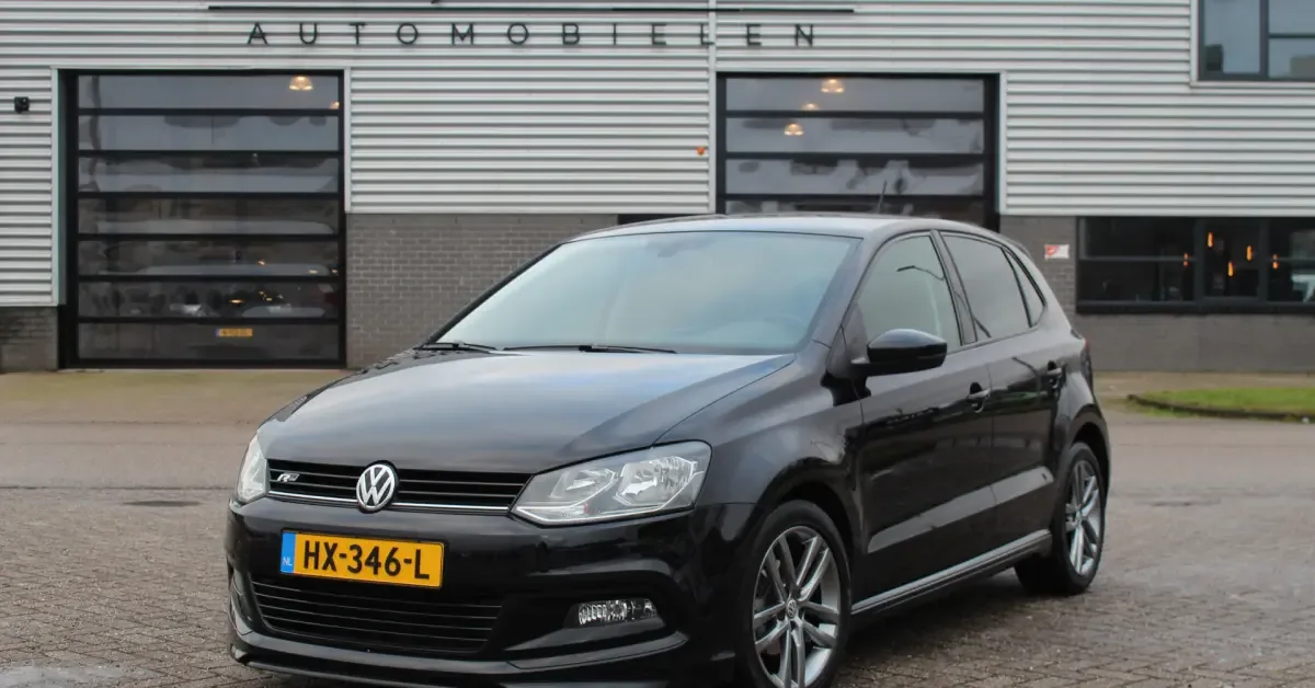 Volkswagen Polo (2016) — foto 1