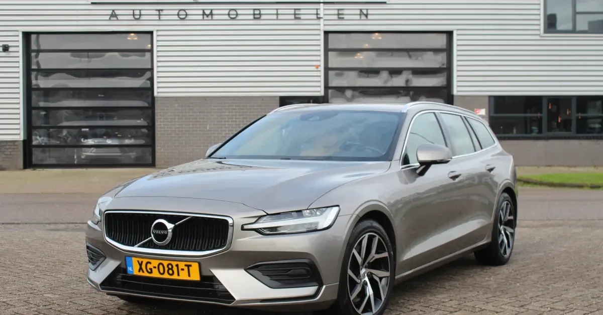 Volvo V60 (2019) — foto 1