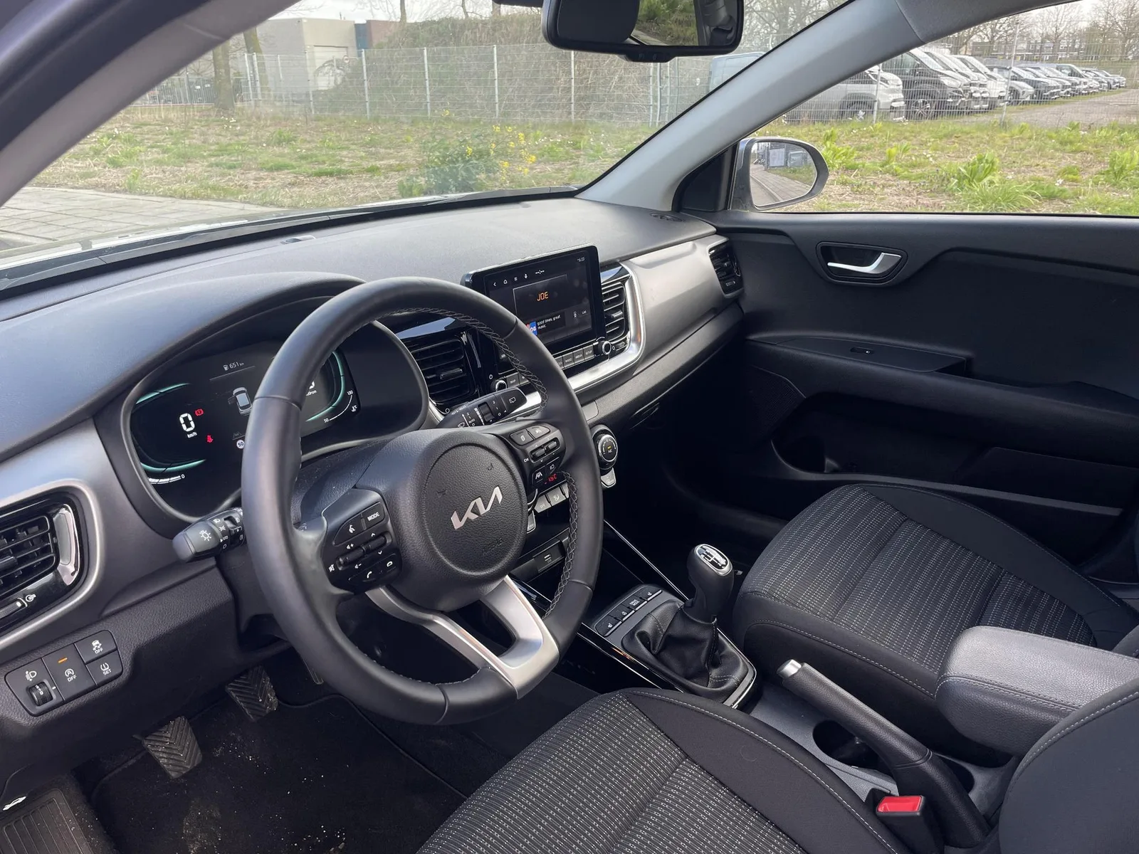 Kia Stonic (2025) — foto 1