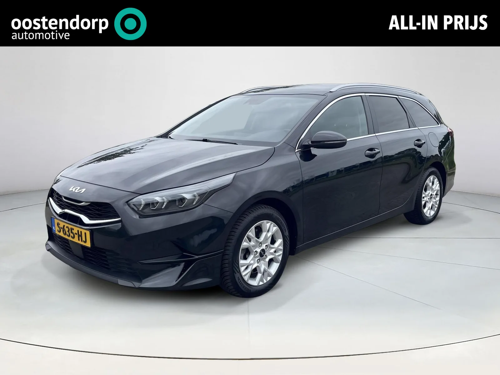 Kia Ceed Sportswagon (2023) — foto 1