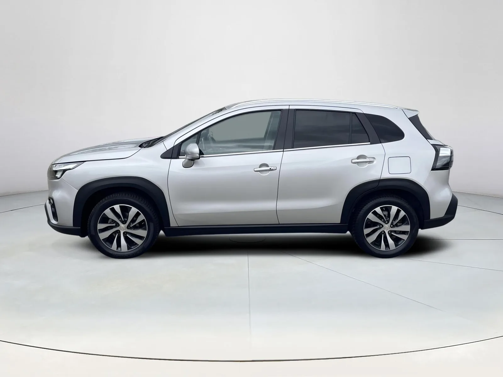 Suzuki S-Cross (2023) — foto 1