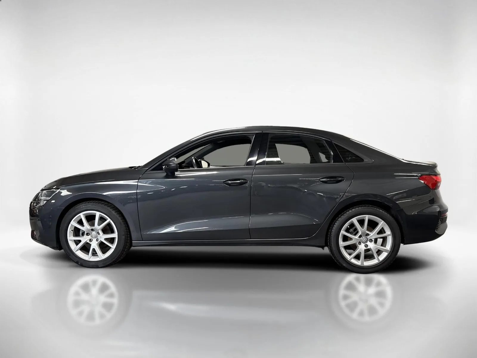 Audi A3 (2022) — foto 1