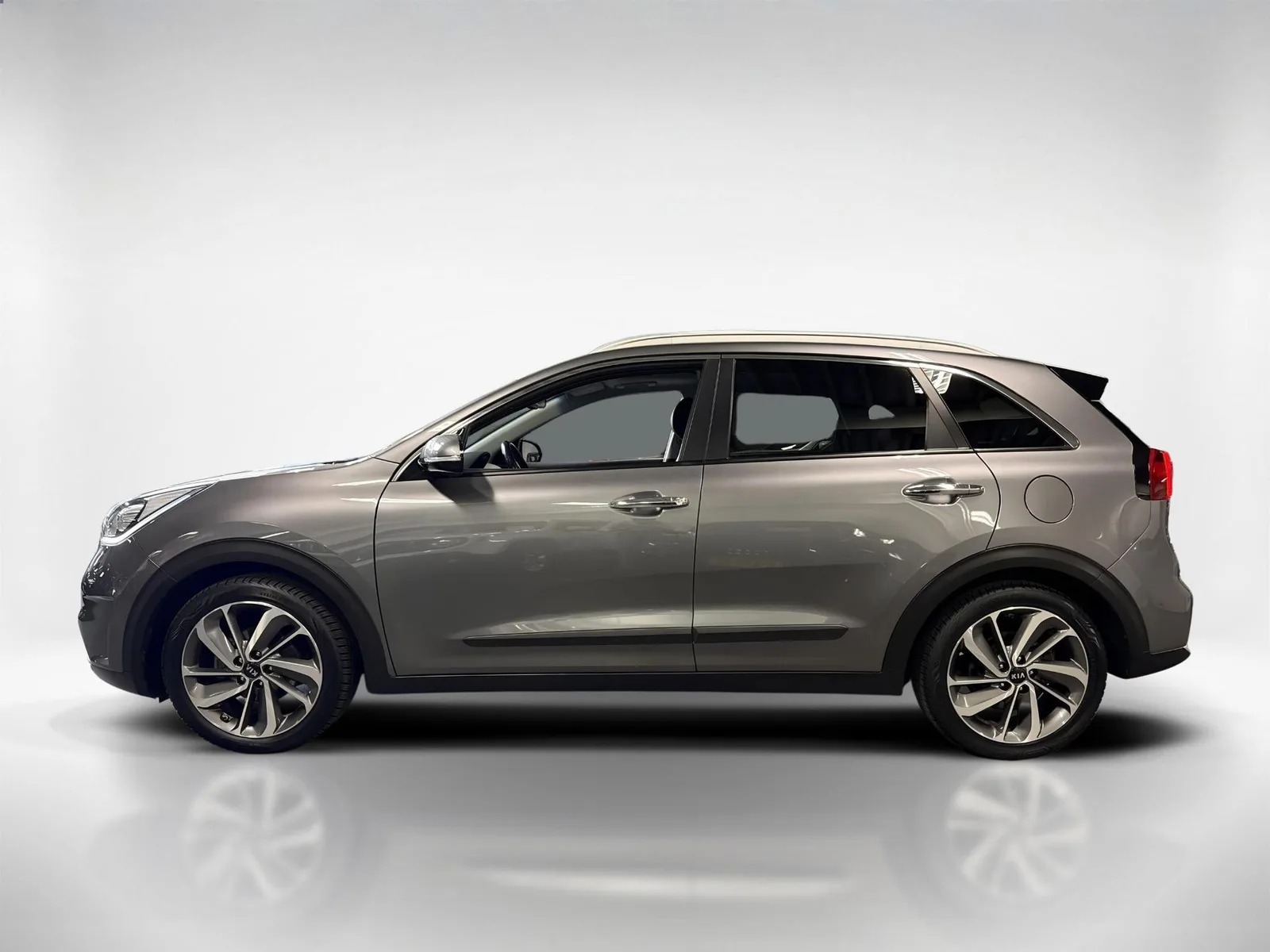 Kia Niro (2018) — foto 1