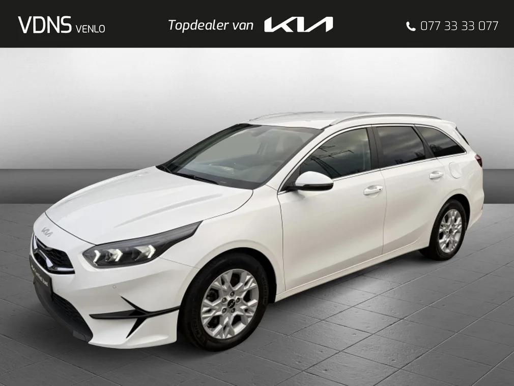 Kia Ceed Sportswagon (2024) — foto 1