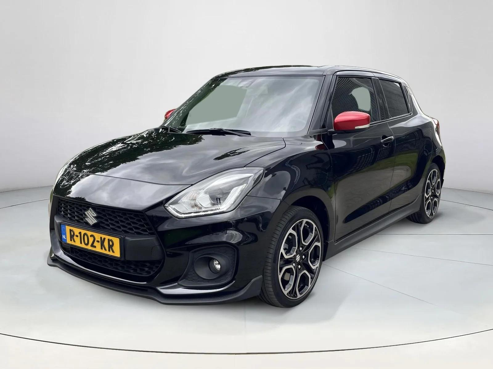 Suzuki Swift (2022) — foto 1