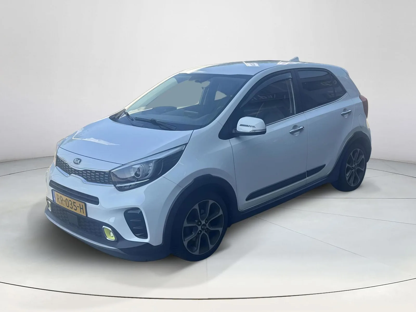 Kia Picanto (2018) — foto 1