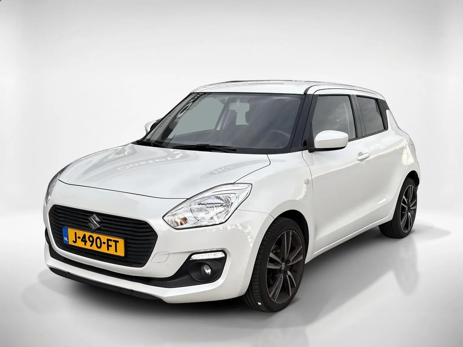 Suzuki Swift (2020) — foto 1