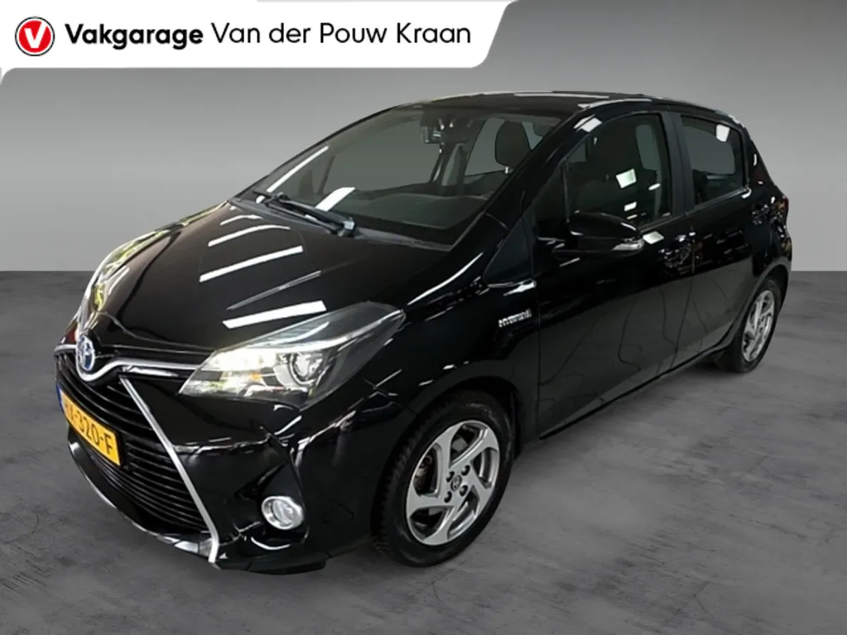 Toyota Yaris (2015) — foto 1