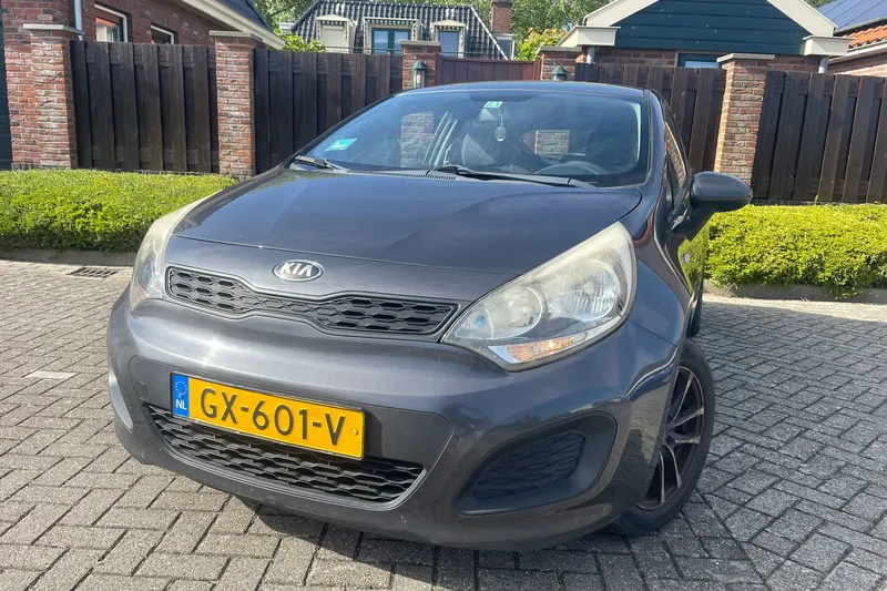 Kia Rio (2012)