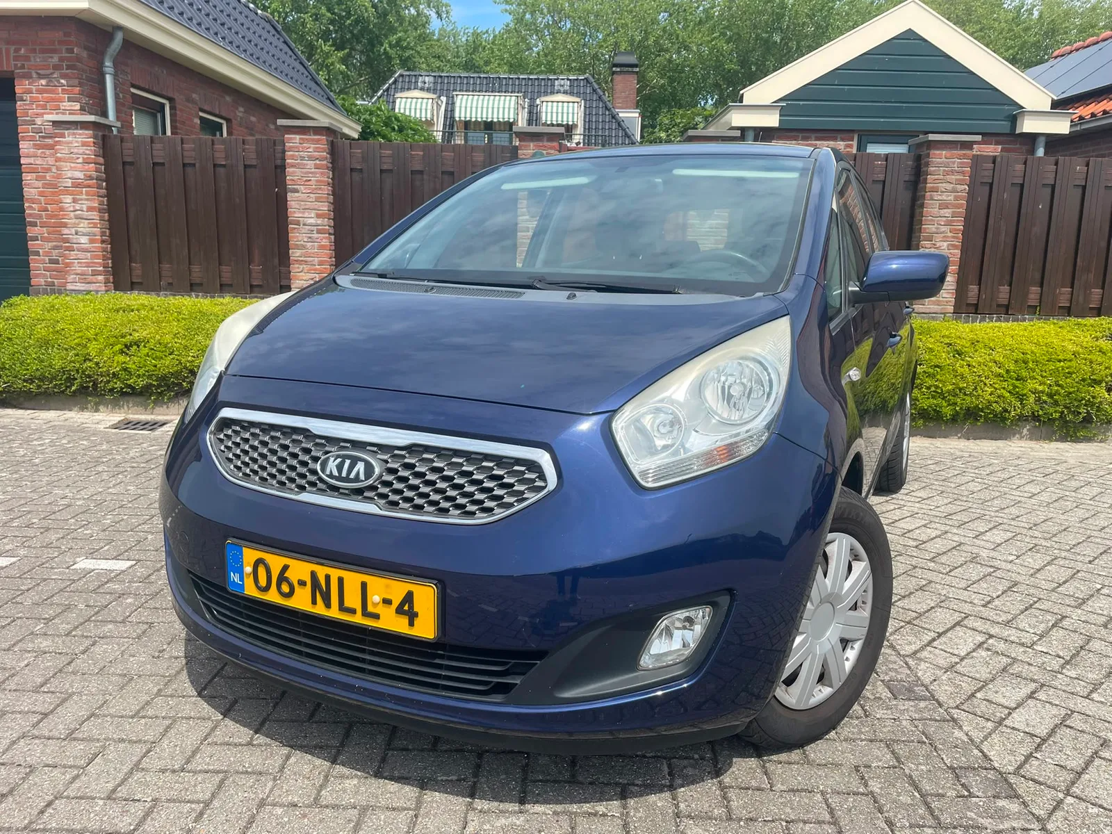 Kia Venga (2010) — foto 1