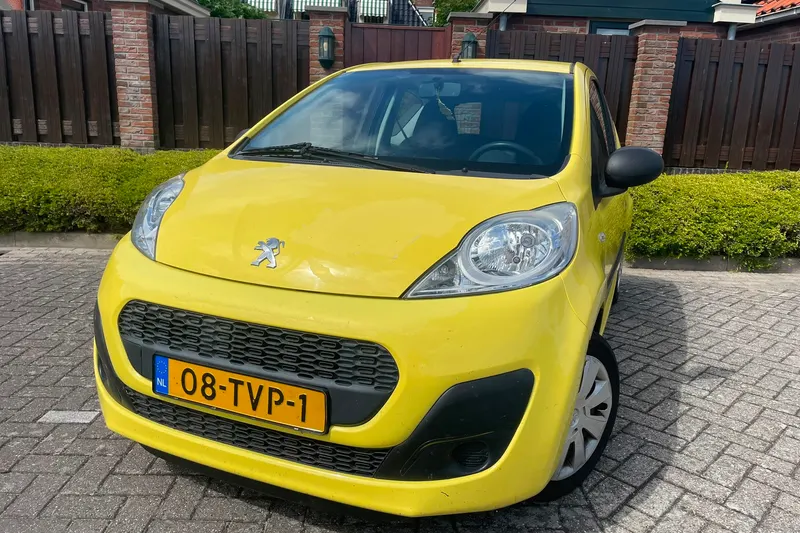 Peugeot 107 (2012)