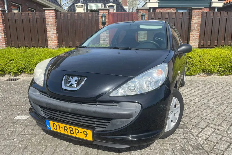 Peugeot 206 (2011)