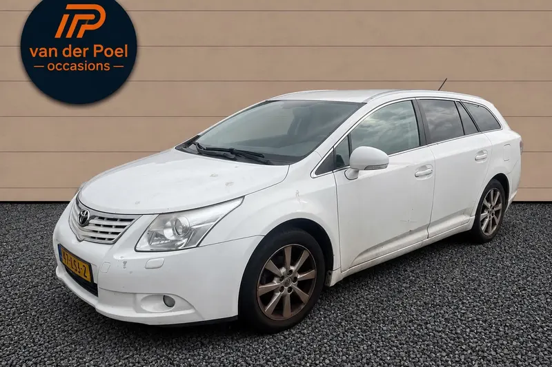 Toyota Avensis (2011)