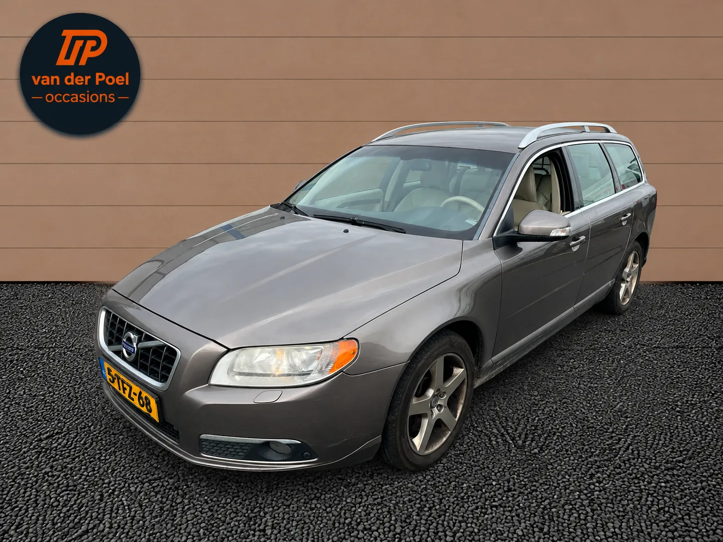Volvo V70 (2009) — foto 1