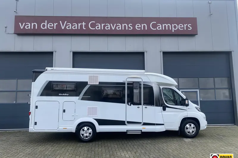 Hobby De Luxe (2021)
