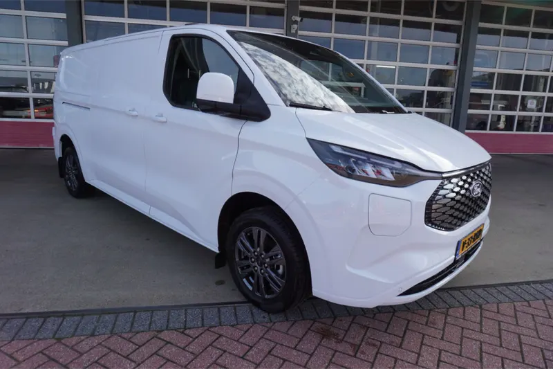 Ford E-Transit Custom (2026)