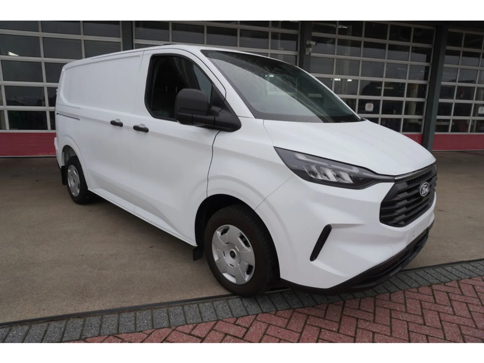 Ford Transit Custom (2024) — foto 1