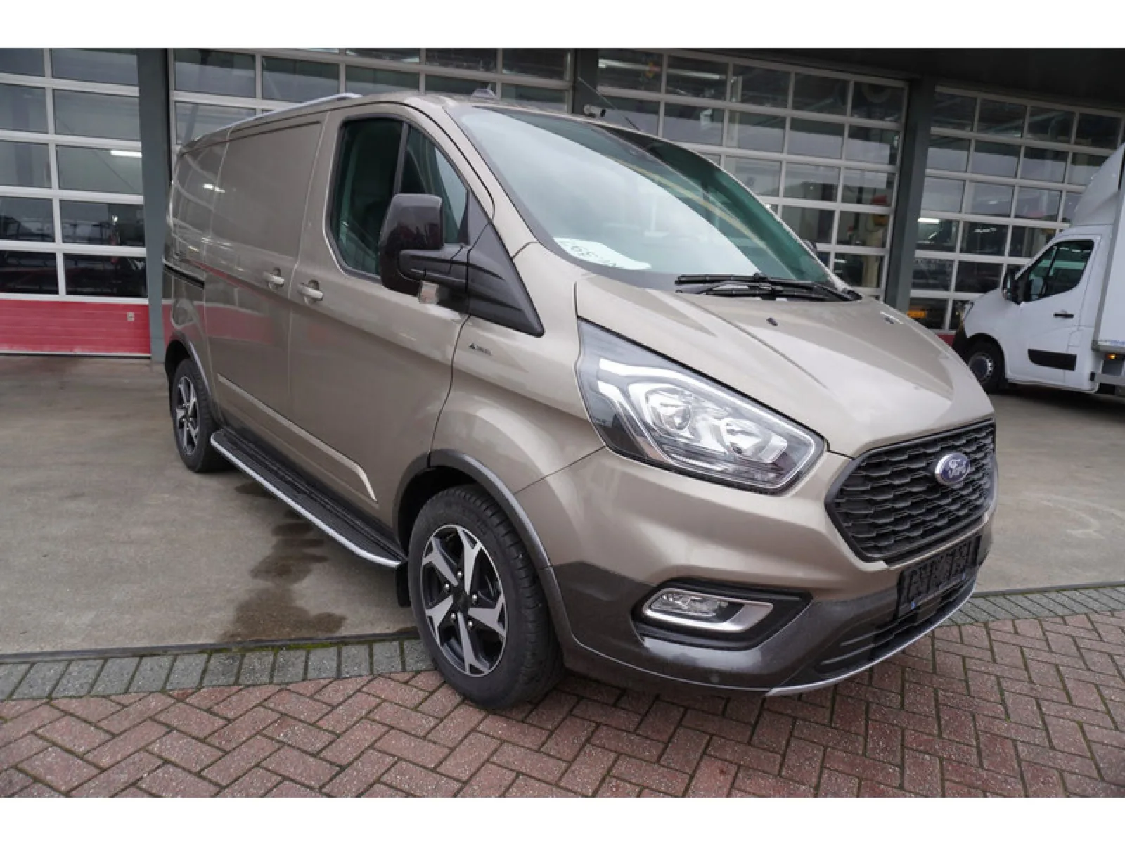Ford Transit Custom (2023) — foto 1