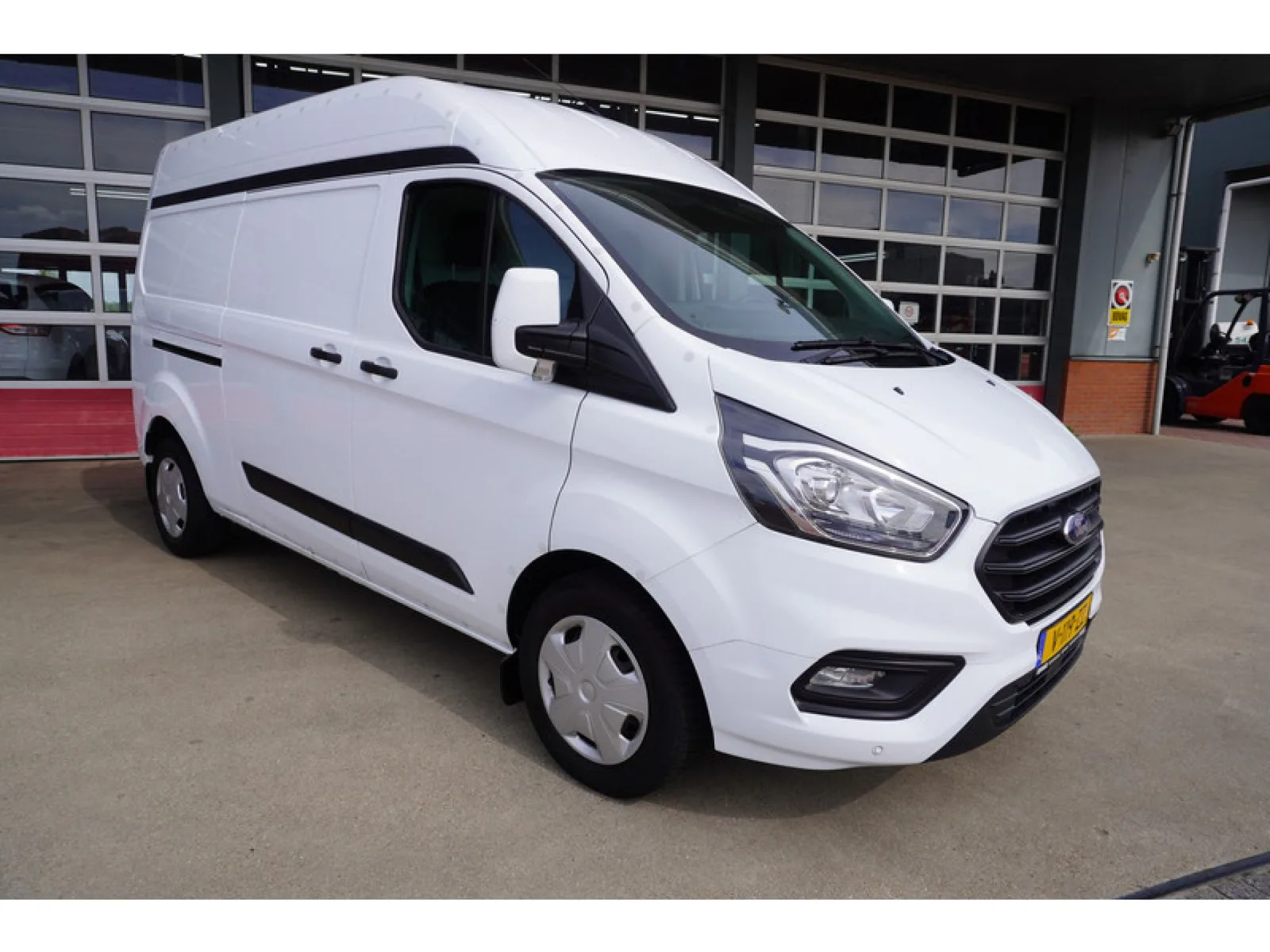Ford Transit Custom (2019) — foto 1