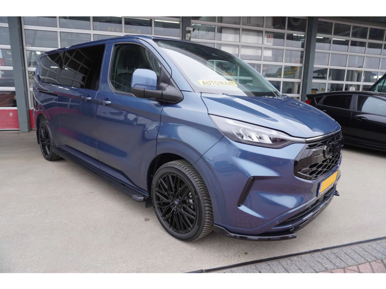 Ford Transit Custom (2024) — foto 1